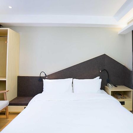 Ibis Styles Jingdezhen Cidu Avenue Hotel Экстерьер фото