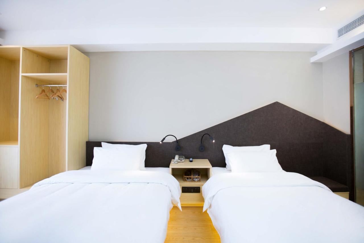 Ibis Styles Jingdezhen Cidu Avenue Hotel Экстерьер фото